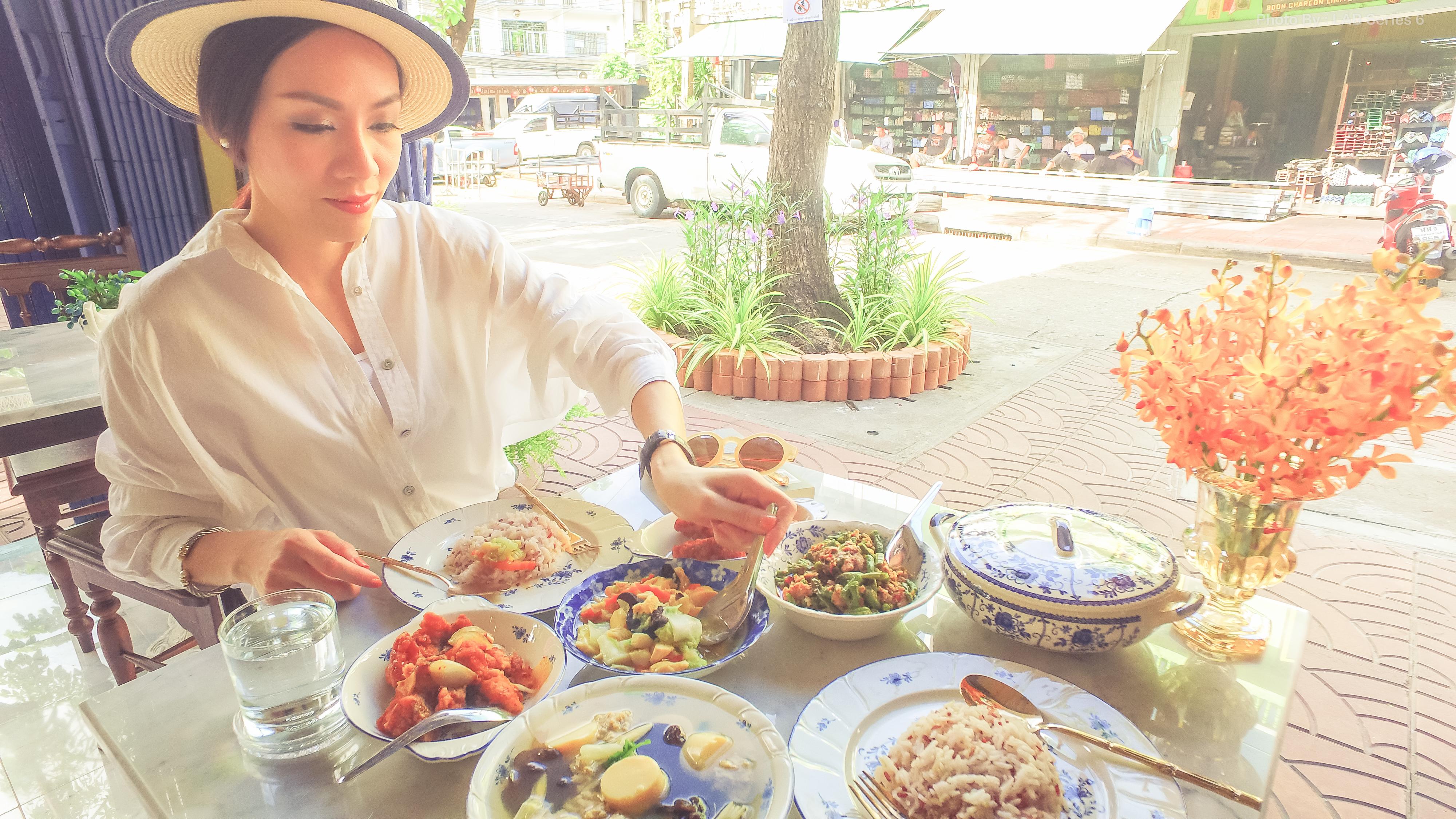 The Unforgotten B&B Bangkok Ngoại thất bức ảnh